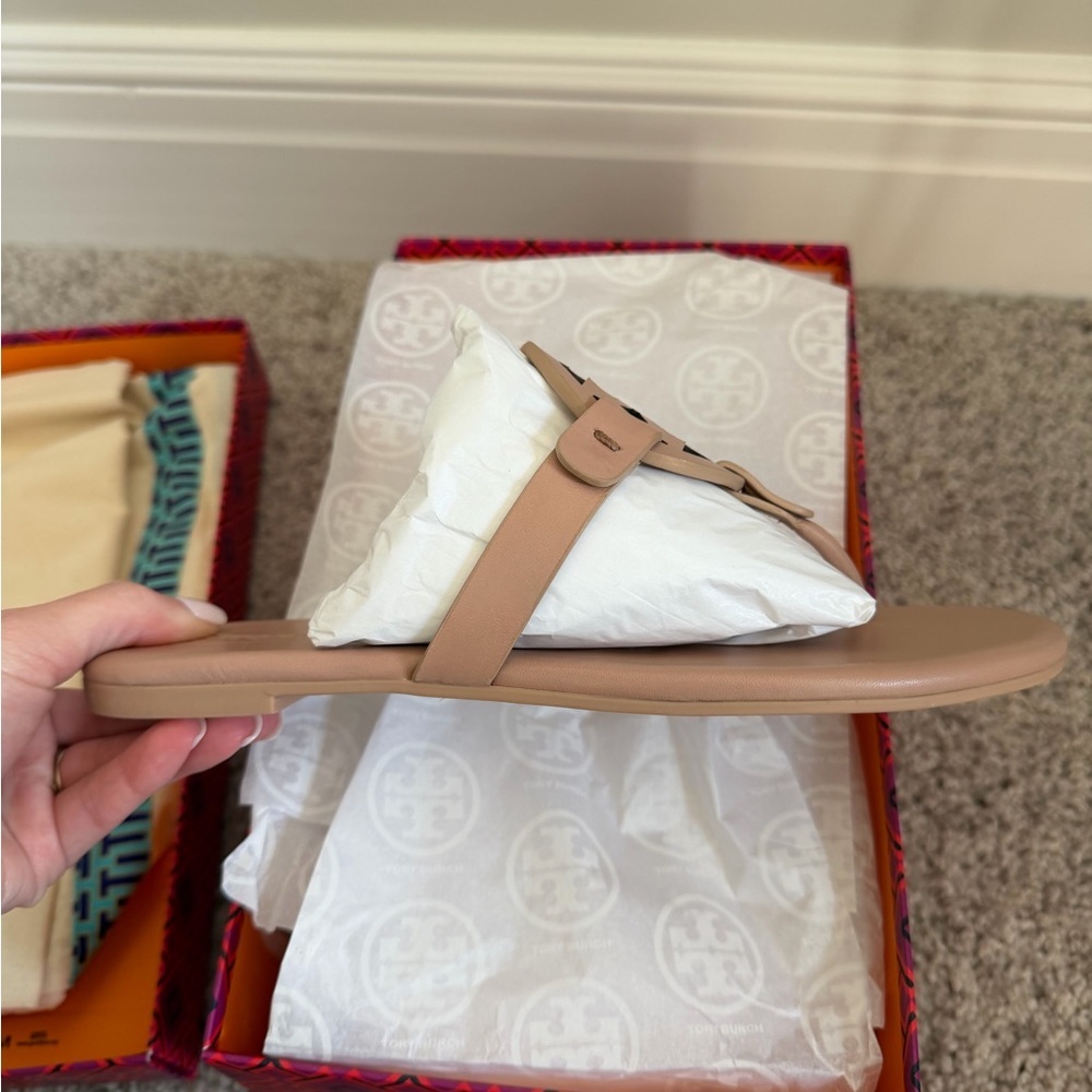 Tory Burch Miller Soft Leather Sandals Light Sand Size 7 Cream Pink - Picture 2 of 9